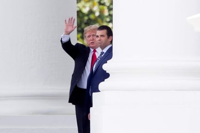 Trump Jr. ha sido por mucho tiempo el hijo del presidente que tiene mayor comunicación con los electores más fervientes del mandatario. (ARCHIVO)