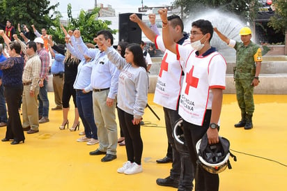 Realizan macrosimulacro en Presidencia Municipal