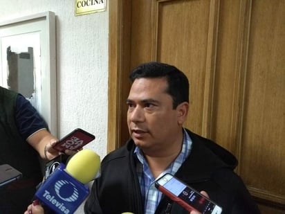 Flores Hurtado recordó que en México hay 8 millones de empleados al servicio del Estado, mientras que en Estados Unidos son dos millones 600 mil. (EL SIGLO DE TORREÓN) 