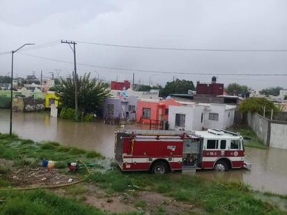 El parque industrial también presentó encharcamientos de consideración en algunos puntos. (EL SIGLO DE TORREÓN)