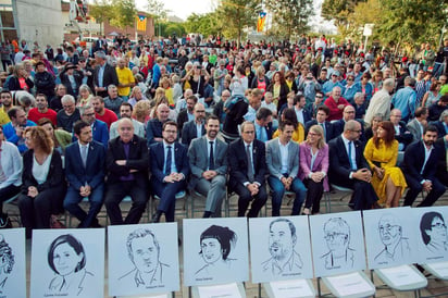 En un acto conmemorativo, el independentista Torra reiteró su compromiso con 'el mandato democrático' del 1 de octubre de 2017. (EFE)