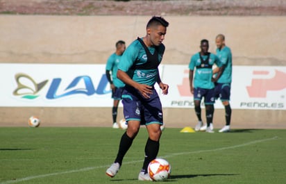 José Juan Vázquez durante el entrenamiento de ayer en el Territorio Santos Modelo.