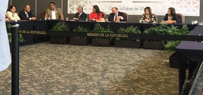 La reunión fue encabezada por el senador Armando Guadiana Tijerina, en su calidad de presidente de la Comisión de Energía. (CORTESÍA)