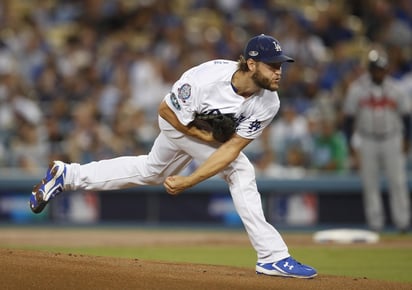 Clayton Kershaw permitió dos imparables, no dio bases por bolas y no aceptó carreras en ocho entradas de trabajo. (AP)