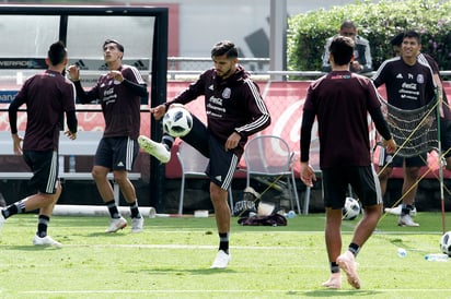 Henry Martín durante el entrenamiento de la Selección Mexicana, previo a próximos sus juegos amistosos en Monterrey y Querétaro, en el Centro de Alto Rendimiento de la Femexfut.