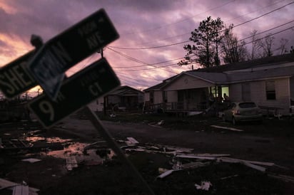 Tras golpear Florida, 'Michael' carga contra sureste de Estados Unidos. (EFE) 	