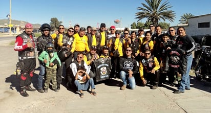 Motociclistas laguneros y procedentes de Monclova, protagonizaron esta fiesta que incluyó la presentación de grupos musicales.