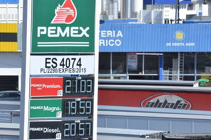 Gasolina. El precio del combustible se ha incrementado paulatinamente durante todo el año.