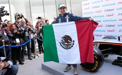 Para 'Checo', el Gran Premio de México también va más que el dinero.