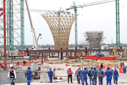 La cancelación del Nuevo Aeropuerto Internacional de México (NAIM) en Texcoco tendrá un costo de 100 mil y hasta 120 mil millones de pesos, de acuerdo con cálculos del gobierno federal. (EL UNIVERSAL)