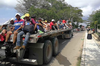 Ejemplificó que una empresa Alemana paga hasta 23 dólares el día a los trabajadores en México, mientras que en su propio país paga 54 dólares la hora. (EL UNIVERSAL)