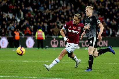 Los Hammers cortaron una racha de cuatro juegos consecutivos sin ganar; Burnley, con la derrota, sumó su séptimo descalabro de la temporada. (AP)