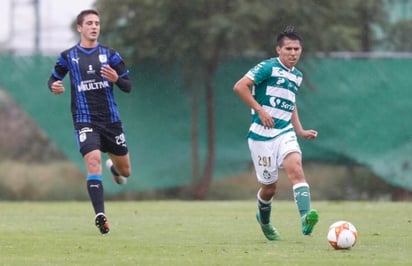 El encuentro cargado de goles y emociones, se llevó a cabo en medio de un clima lluvioso en Centro Gallo de Alto Rendimiento.