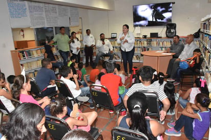 Acudan. En la biblioteca se cuenta con 500 nuevos libros infantiles, por lo que exhortan a los menores a acudir. (EL SIGLO DE TORREÓN)