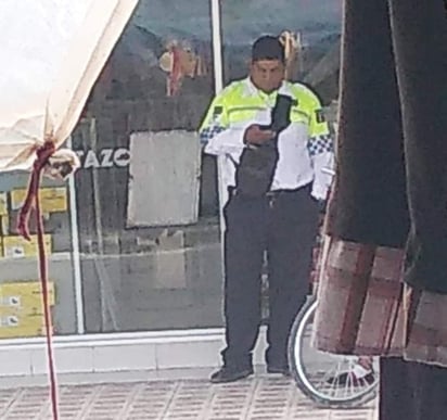 Reportan. Agentes de Vialidad piden dinero a choferes de camiones de carga en el mercado Alianza, afirman comerciantes. (CORTESÍA)