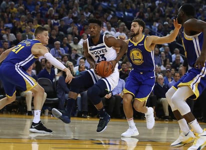 Jimmy Butler (c), que debutó en la NBA en el 2011, jugaba en los Timberwolves desde la temporada pasada.