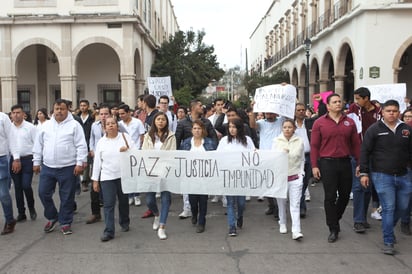 Petición. Piden estudiantes de la UJED, ITD y Normalistas, justicia para joven agredido presuntamente por líder estudiantil.