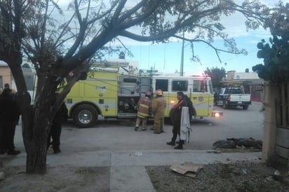 Fuego. A consecuencia de cortocircuito, se incendia parte de una vivienda en Gómez Palacio. (EL SIGLO DE TORREÓN)