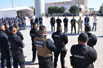 El Mando Especial exhortó a los ciudadanos a tomar sus precauciones al realizar sus compras y al acudir a retirar efectivo en los cajeros o sucursales bancarias. (FERNANDO COMPEAN)