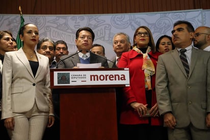 Delgado Carrillo también informó que la iniciativa seguirá el proceso legislativo habitual, pese a la consulta que López Obrador anunció para la Guardia Nacional. (EL UNIVERSAL)