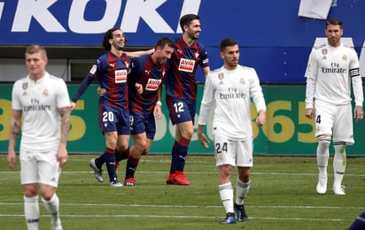 Eibar fue superior en la mayor parte del compromiso y así lo reflejó en el marcador, apenas pasado el cuarto de hora, al minuto 16, el argentino Gonzalo Escalante puso el 1-0 tras serie de rebotes. (EFE)