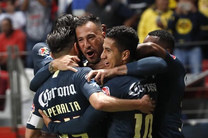 Águilas del América se impuso 4-1 a Tiburones Rojos del Veracruz. (EFE)