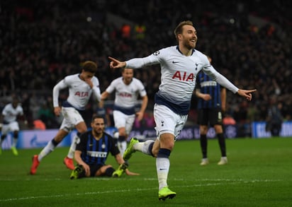 Christian Eriksen celebra tras anotar el único gol del juego.