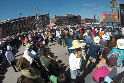 Simpatizantes se congregaron en el Zócalo capitalino. (NOTIMEX) 
