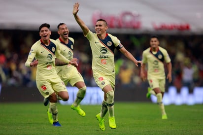 Paul Aguilar, del América, en festejo tras anotar el tercer gol de su equipo durante el juego de vuelta. (Jam Media)