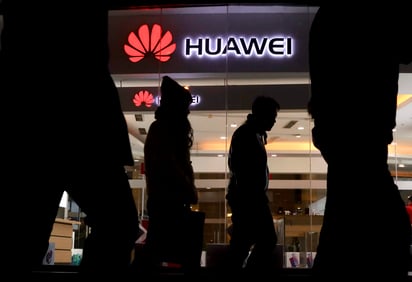 La detención en Canadá con fines de extradición a Estados Unidos de Meng Wanzhou, vicepresidenta y posible heredera del gigante tecnológico chino Huawei, ha elevado otra vez la tensión entre Pekín y Washington. (AP)