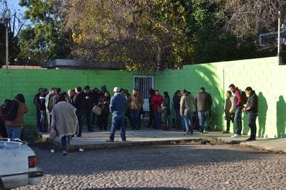 Manifestación. Maestros de tres preparatorias estatales de Gómez Palacio exigen atención a demandas por parte de la autoridad. (EL SIGLO DE TORREÓN)