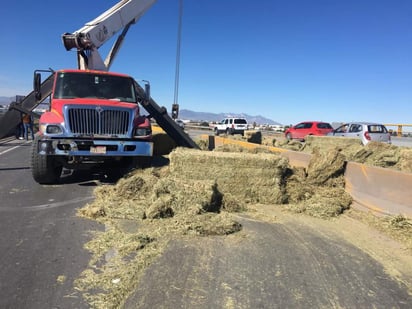 El reporte sobre el accidente se recibió en el sistema estatal de emergencias 911, cerca de las 11:30 de la mañana de este viernes. (EL SIGLO DE TORREÓN)