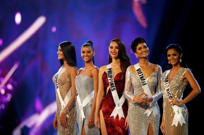 Finalistas. Las representantes de Venezuela, Sudáfrica, Filipinas, Vietnam y Puerto Rico se clasificaron como las 5 finalistas en la gala deMiss Universo.