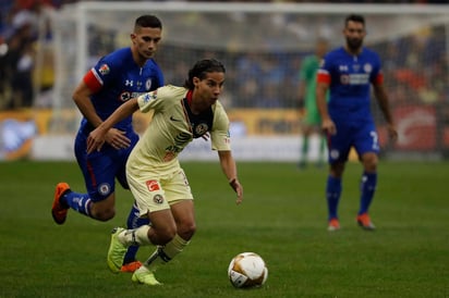 Miguel manifestó que el deseo de Lainez de enrolarse a un equipo en el Viejo Continente es muy grande.