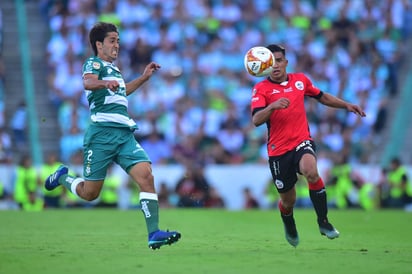 Ya hay arbitro para el encuentro del próximo domingo entre Lobos BUAP y Santos Laguna en Puebla. (ARCHIVO)