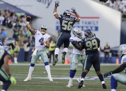 Dallas y Seattle se enfrentaron en la semana 3, venció Seahawks 24-13 en duelo celebrado en Seattle. (ARCHIVO)