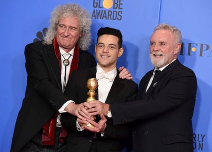 'Bohemian Rhapsody' sorprendió a propios y extraños alzándose con la estatuilla a la mejor película de drama, mientras que Rami Malek consiguió el reconocimiento como mejor actor por su retrato del difunto Freddie Mercury. (AP) 