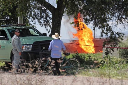 La estrategia contra el robo de combustible en México debe contar con un plan de emergencia para atender la escasez en varios estados, que puede derivar en una 'crisis', consideró hoy el presidente del Consejo Coordinador Empresarial (CCE), Juan Pablo Castañón. (ARCHIVO)