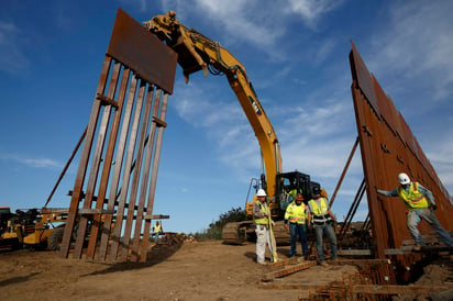 El presidente de Estados Unidos, el republicano Donald Trump, y los legisladores demócratas volvieron a plantarse el miércoles en su posición frente al muro. (AP)