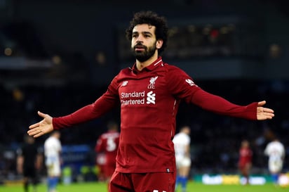 El egipcio Mohamed Salah celebra el gol que le dio el triunfo a su equipo, Liverpool, sobre el Brighton. (Especial)