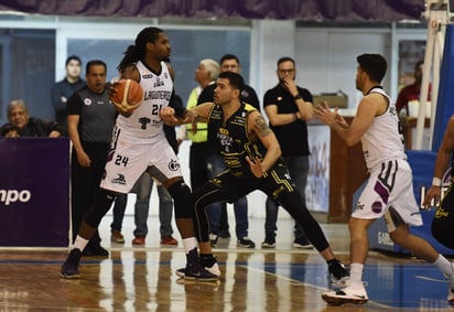 Los Laguneros cayeron ayer 116-76 ante Fuerza Regia.