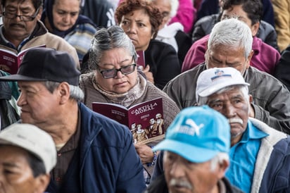 De acuerdo con el presidente Andrés Manuel López Obrador, la Cartilla Moral tiene la finalidad de promover una forma de vivir sustentada en el amor a la familia, al prójimo, a la naturaleza, a la Patria y a la humanidad. (EL UNIVERSAL)