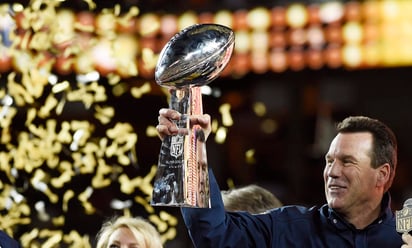 Gary Kubiak ganó el SuperBowl 50 con los Broncos de Denver.