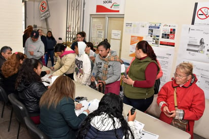 Les piden actualizar información para las becas.