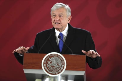 López Obrador habló del tema del abasto de combustible, asegurando que se está normalizando con la distribución a través de pipas. (ARCHIVO)