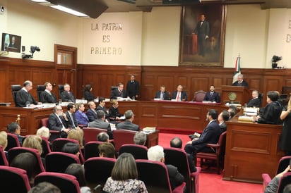 La Suprema Corte de Justicia de la Nación (SCJN) admitió a trámite cuatro acciones de inconstitucionalidad promovidas por senadores y diputados de oposición contra la figura de los 'superdelegados', que fungen como enlaces entre el gobierno federal y los estados. (ARCHIVO)