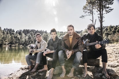 Juntos. Sebastián Yatra estrena junto a Reik la balada 'Un año', sencillo que habla del amor como sentimiento universal.