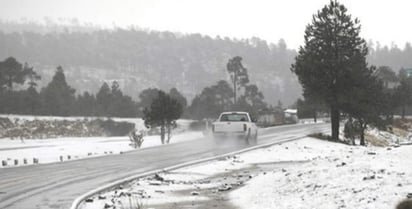 La Dirección Local de la Comisión Nacional del Agua (Conagua) expuso que el viento será moderadamente fuerte, de 25 a 35 kilómetros por hora, el cual incrementará la sensación de frío en el exterior. (ARCHIVO)