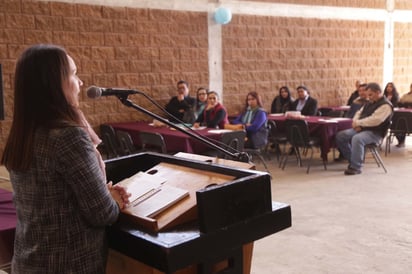 Apoyo. La presidenta del DIF reveló a los diversos sectores de la población su proyecto de trabajo a un año y les pidió su apoyo. (EL SIGLO DE TORREÓN)