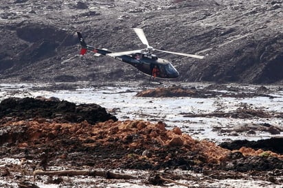 Las autoridades calculan en 150 el número de desaparecidos por la tragedia. (EFE)